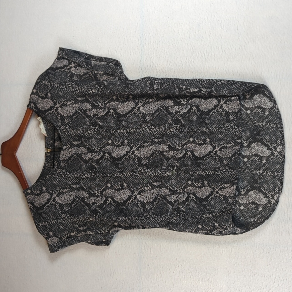 Pink Rose Gray Snakeskin Print Lightweight Zipper Blouse‎ S